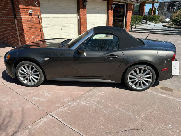2017 FIAT 124 Spider 